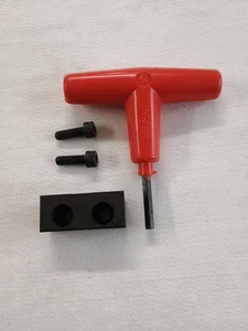 Sandvik 174.32-820-1 (1038304) Holding Block, T-wench and 2 Socket Head Screws - Picture 1 of 5