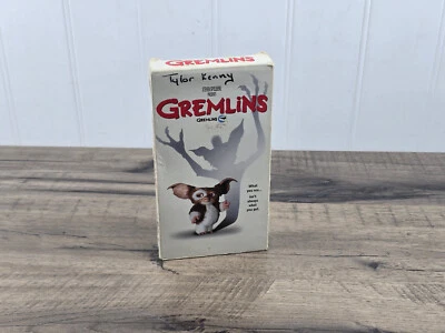 Gremlins (VHS, 1999, Slipsleeve) - Image 1 of 3