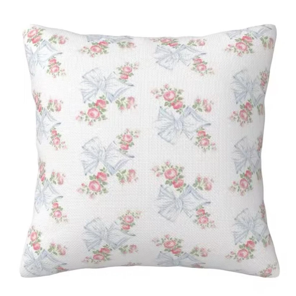 Funda de almohada 18x18 AZUL Love Shack inspirada en la fantasía FUNDA Coqueta Cottagecore Foto 1 de 3