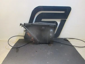 Mercedes Benz SLK230K M111 1999 conductor izquierdo debajo del capó caja de relé de fusibles  - Imagen 1 de 11