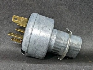 Interruptor de encendido para camioneta Chevrolet serie 10 20 30 1963-66 NORS  - Imagen 1 de 7