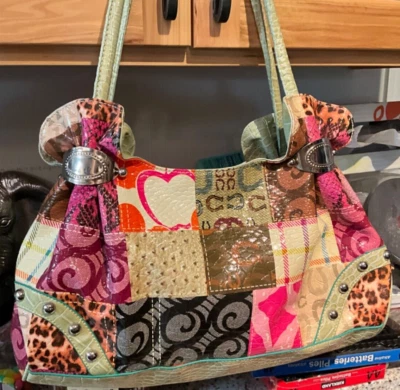 HANDBAG PURSE UNBRANDED LOOKS LKCOACH BRIGHT COLORS ROOMY LARGE FUN SHOULDER - Image 1 of 4