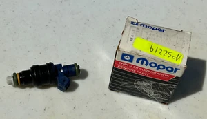 NOS Mopar 1994-1996 Dodge Ram 1500-3500 Van Wagon Fuel Injector 4554127 - Picture 1 of 7
