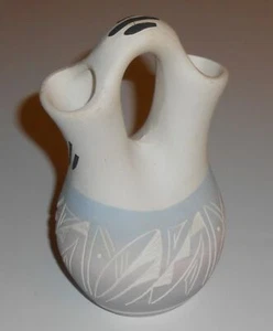 SIGNED PADILLA NAVAJO USA WEDDING VASE 6"H 3.5"W - Picture 1 of 4