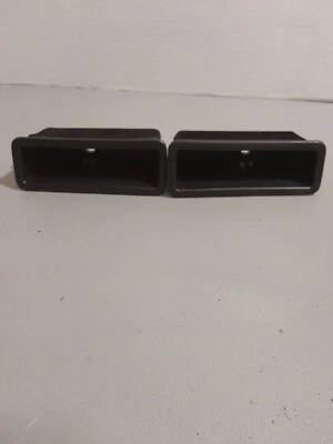 2007 Mercury Mariner Storage Bin - Image 1 of 2