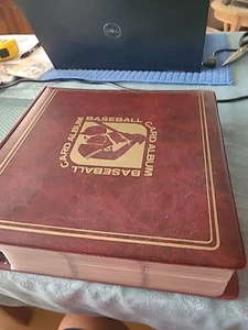 LARGE THREE RING BINDER With  BASEBALL CARDS  - Picture 1 of 24