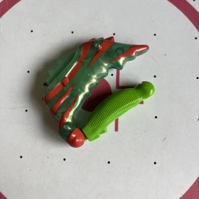 Transformers Beast Wars Manterror right arm part - Image 1 of 2