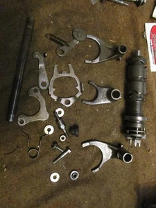 1980-83 Honda GL 1100 transmission shift shifter forks drum ratchet pawl mechani - Bild 1 von 5