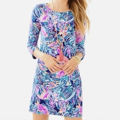 Платье Lilly Pulitzer из липы Seas the Day синее розовое оранжевое рыбное размер X-Small новое без ценников - Изображение 1 из 4