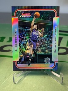 2003-04 Bowman Chrome Mike Bibby #8 Refractor /300 - Sacramento Kings