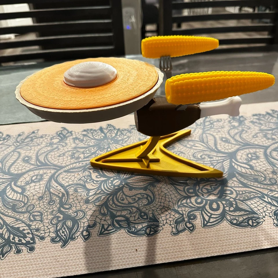 Starship EnterPies - Divertido centro de mesa de Acción de Gracias temático Star Trek decoración  Foto 1 de 4