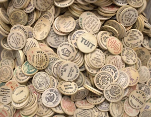 100 Vintage Wooden Nickels Assorted Nice Mix  Antique  Lot F 339 - Picture 1 of 2