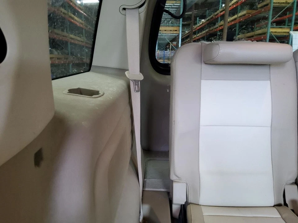 Passenger Retractor MOUNTAINEER 2010 Seat Belt Rear 512094 - Image 1 of 1