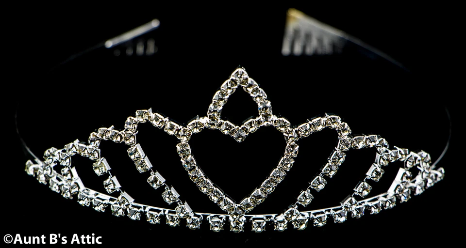 Tocado Disfraz Tiara Plateado Estrás y Metal Princesa, Reina o Debutante Foto 1 de 1