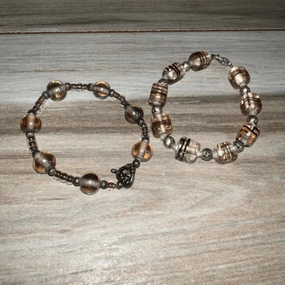 Juego de 2 pulseras con cuentas de vidrio marrón y plata palanca clásica bohemia estándar núcleo Foto 1 de 4