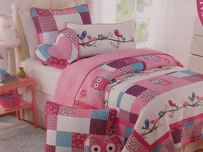 Juego completo de 3 apliques de amistad Charles Street/queen edredón y fundas nuevo en paquete Foto 1 de 4