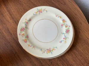 Homer Laughlin Eggshell Nautilus Bread Plates 6 1/8" Set 5 Excellent - Picture 1 of 4