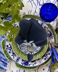 VTG 4 Blue Velvet Dinner Napkins Set COTTON FABRIC .94 Yard 17x17 Stitched - Picture 1 of 6