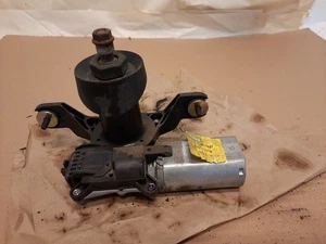 Jeep WK Grand Cherokee Commander 2005-10 OEM Rear Wiper Motor 55156325AE C2 - Picture 1 of 5