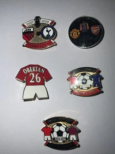 Manchester United Football Club Pin Badge Bundle/Job Lot 40 - Picture 1 of 6