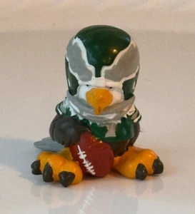 PHILADELPHIA EAGLES Vintage 1983 NFL Huddles Mascot 2" PVC Figure Rare - Picture 1 of 6