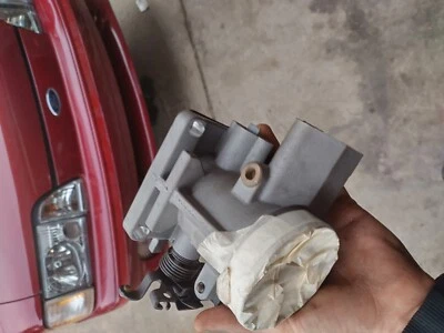 Ford Mustang GT GTS Cobra 1994-1995 5,0 302 O.E.M. 65mm  Foto 1 de 2