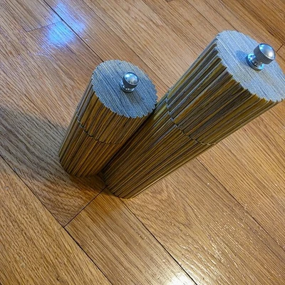 Juego de molinillo de sal y pimienta de bambú PAKKA Island nuevo sin etiquetas tono amarillo Foto 1 de 4