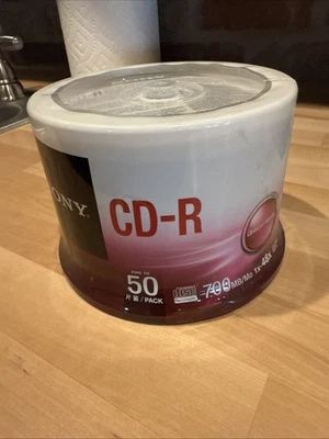 Sony 50 Pack 700MB CD-R Nuevo Y Sin Abrir Foto 1 de 4