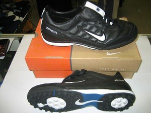nike tiempo zoom air