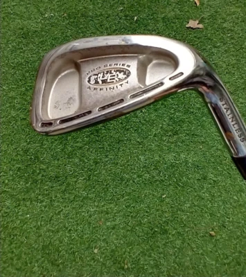 AFFINITY PRO SERIES LE PITCHING WEDGE RH 36" LIGHT FLEX GRAPHITE SHAFT - NICE! - Image 1 of 4