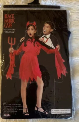 Disfraz de capa juvenil talla 14 (talla única para la mayoría) vampiro negro Halloween disfraces Foto 1 de 4