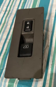 2004-2007 INFINITI QX56 TITAN ARMADA PASSENGER POWER WINDOW LOCK SWITCH RH B36 - Picture 1 of 10