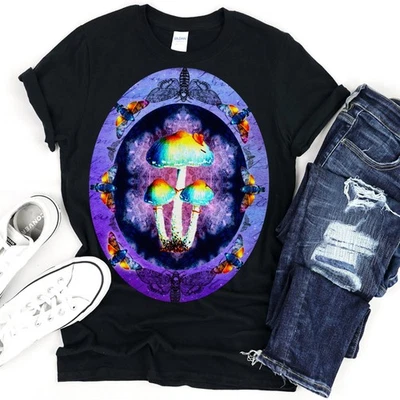 Camiseta Seta Mágica Polilla de la Muerte Mariposa Mística Naturaleza Espiritual Camiseta Suave Foto 1 de 4