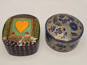 Lot of 2 Vintage Indian Paper Mache Lacquered Trinket Boxes Hand Painted - Picture 1 of 15