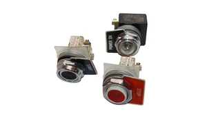 Square D lot 9001 KA-2 , 9001 KA-3 Start/Stop Push Button w/ 9001 KM-5 Indicator - Picture 1 of 8