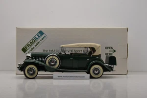 CADILLAC V-16 SPORT PHAETON 1932 DANBURY MINT 1/24 NEUF EN BOITE - Imagen 1 de 12