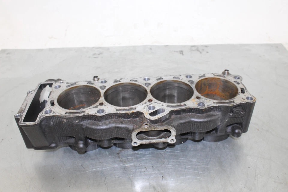 YAMAHA FZ1 FZS1 YZF R1 MOTOR PISTÓN CILINDROS BLOQUE JARRA 5VY-11311-10-00 Foto 1 de 4