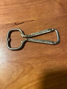 Vintage PICKWICK ALE & LIGHT PICKWICK BEER BOTTLE OPENER VG ! - Picture 1 of 2