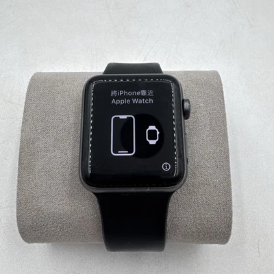 Apple Watch Series 3 42mm, black/grey, Aluminum - Image 1 of 4