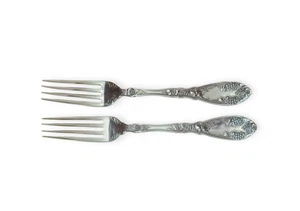 2 tenedores de cena LA CONCORDE por Wm A Rogers Oneida plateados ligeros - Imagen 1 de 8