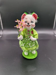 Annalee 2009 Frühling Mädchen Maus 6" weiß Puppe grünes Kleid - Bild 1 von 4
