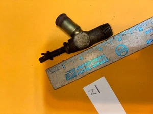 Studebaker heater water valve. Item: 27701 - Bild 1 von 1