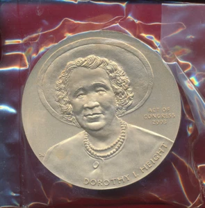 DORTHY I. MEDALLA DE BRONCE DE ALTURA DE 3 PULGADAS COMO NUEVA **ACTA DEL CONGRESO 2003** CAJA Y SOPORTE - Imagen 1 de 2