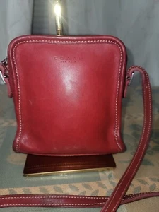COACH Vintage Camera Red Leather Crossbody Bag 9139 RARE-read description - Picture 1 of 22