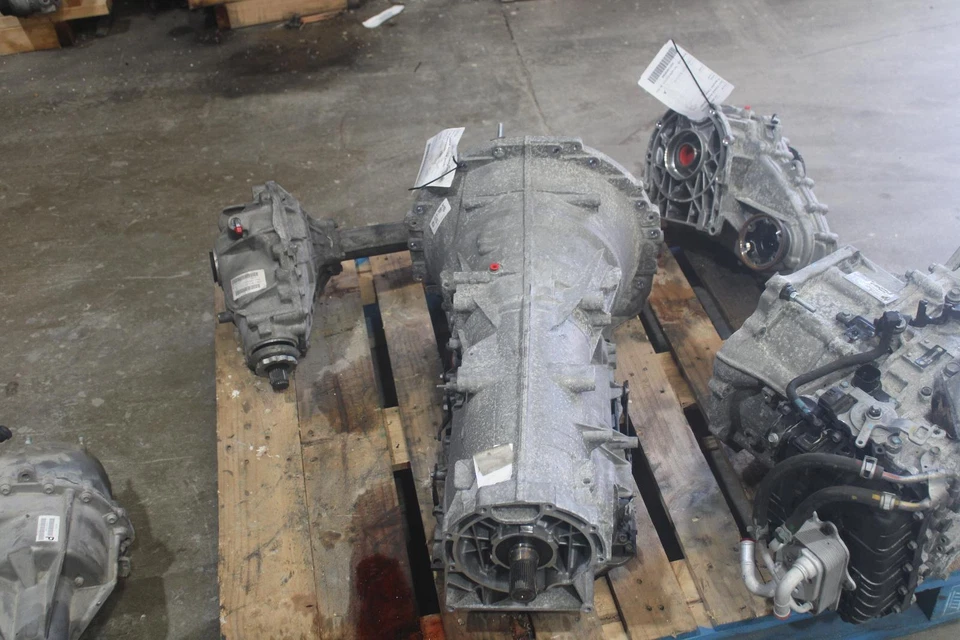 Used Automatic Transmission Assembly fits: 2017 Land rover Range rover sport 3.0 Foto 1 de 4