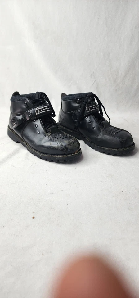Botas de motocicleta ICON Motorsports Super Duty punta dura hebilla para hombre 9-10,5 *LEER* Foto 1 de 4