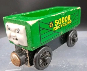 Thomas the Train Recycling Car Wooden Railway Tank Engine Sodor 2003 Green - Picture 1 of 8
