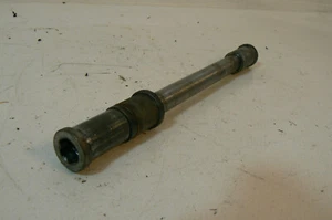 Eje pasante delantero Kawasaki GPZ 900 R, tornillo de eje - Imagen 1 de 2