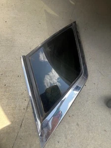 2010-2012 CADILLAC SRX 3.0L Rear Right Door Window Glass Vent Quarter Panel OEM - Picture 1 of 6