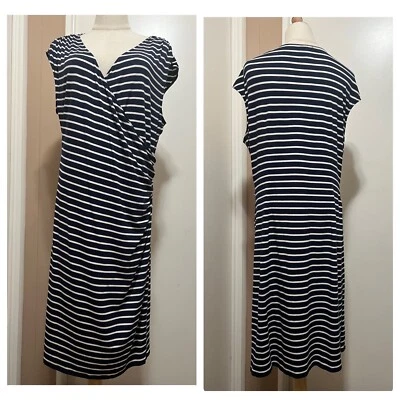 Vestido Ann Taylor Imitación Envolvente Corto Sin Mangas Rayas Azul y Blanco Talla XL Foto 1 de 4